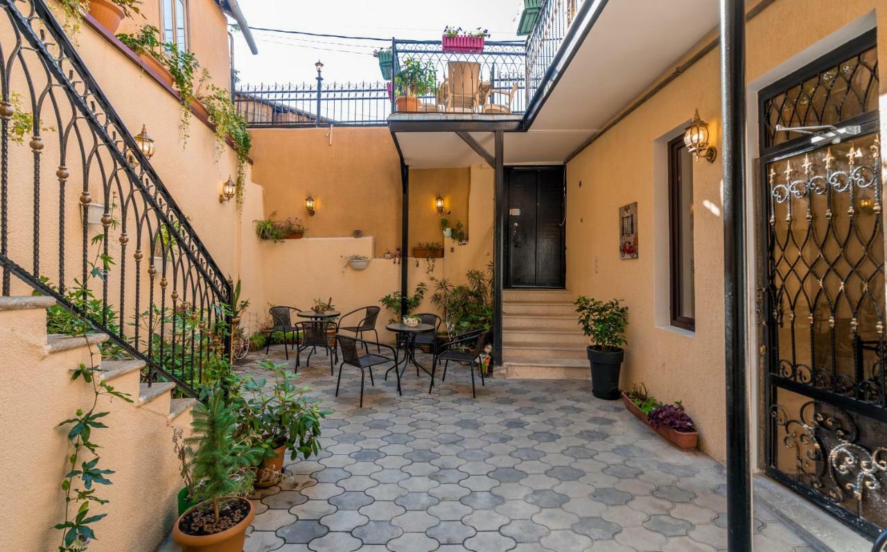 Golden Light Hotel Tbilisi